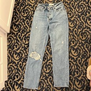 ABERCROMBIE and FITCH the dad high rise jeans